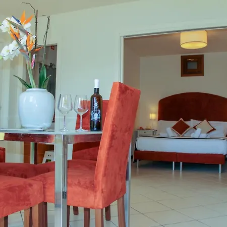 Giada Aparthotel 3*