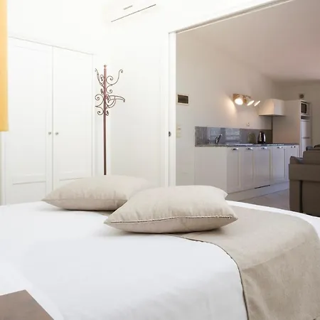 Aparthotel Giada 3*