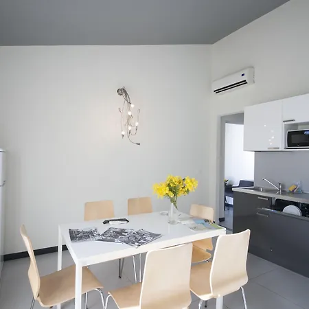 Giada Aparthotel 4*